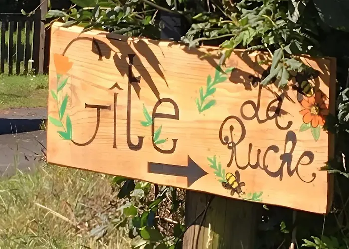 La Ruche - Coquelicot 3* Mauriac (Cantal)