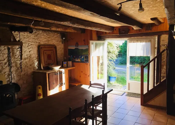 La Ruche - Coquelicot Bed and Breakfast 3*